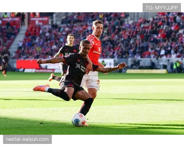 德甲官方月度最佳球员公布:勒沃库森中场核心维尔茨当选 德甲官方月度最佳球员公布:勒沃库森中场核心维尔茨当选